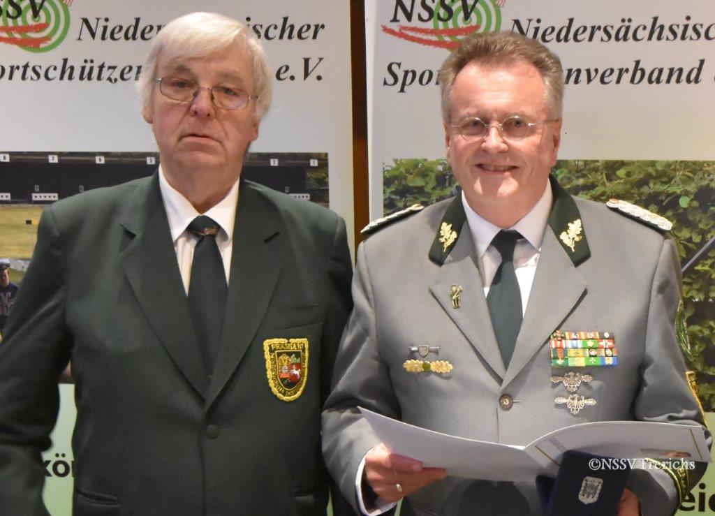 Präsident NSSV. Axel Rott, und Günter Eggers
